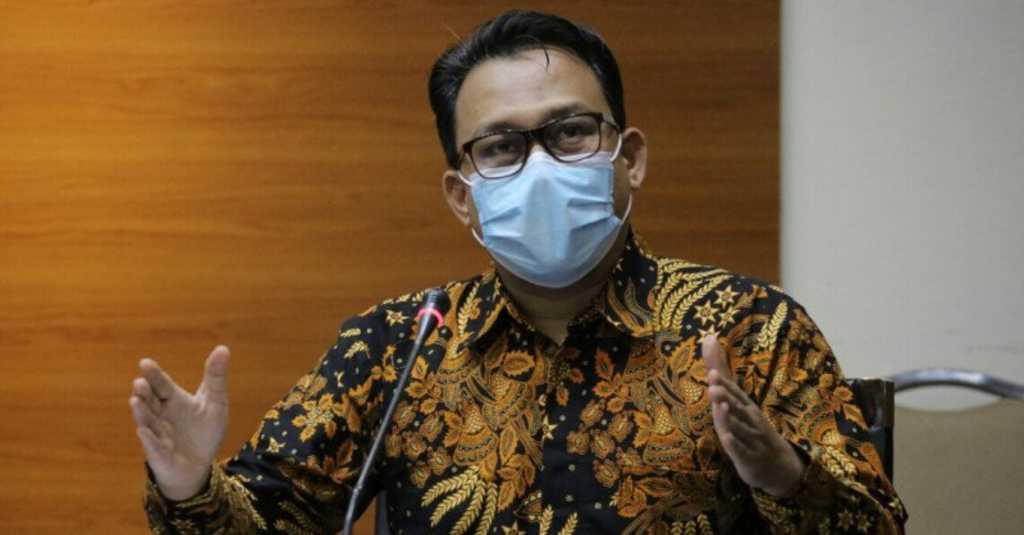 KPK Geledah Kantor Bupati Bintan Terkait Dugaan Korupsi Barang Kena Cukai