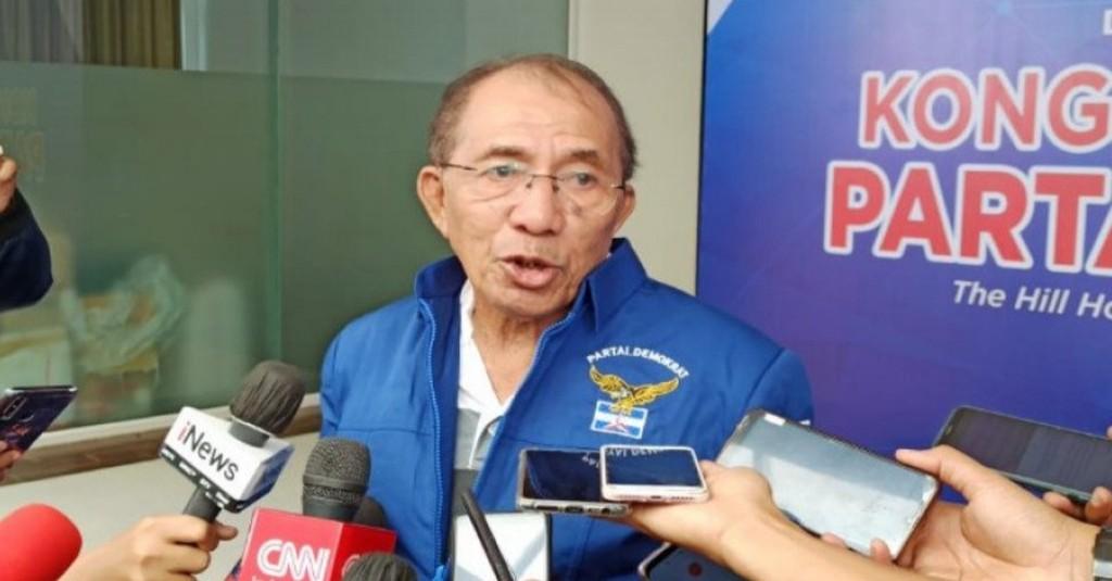 Disebut KLB Ilegal, Max Sopacua Analogikan Pesta Sunatan