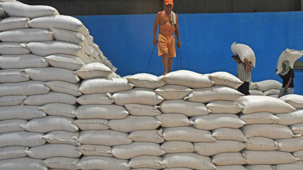 Tegas! PKS Tolak Kebijakan Impor Beras