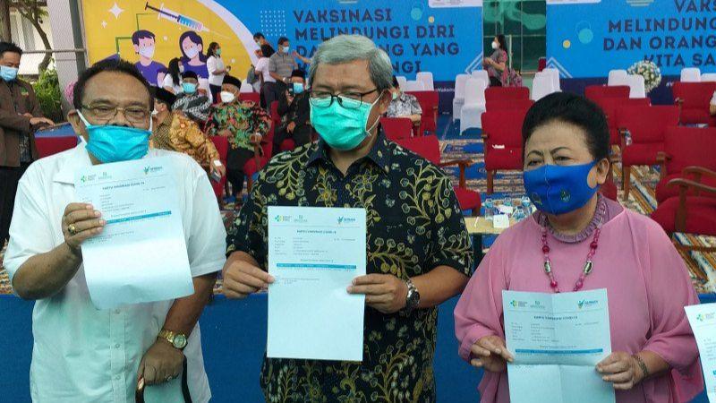 Ahmad Heryawan Apresiasi Ridwan Kamil Soal Vaksinasi di Rumah Dinas Gubernur