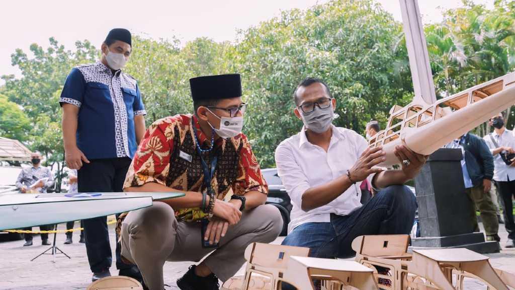 Sandiaga Uno Bahas Tren Terkini Pariwisata dengan Wagub Jateng