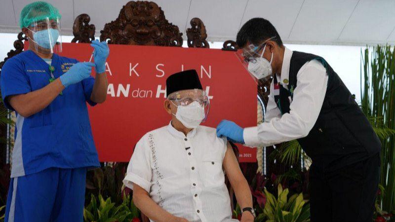 Wapres Ma'ruf Amin Jelaskan Alasan Vaksin Tak Batalkan Puasa