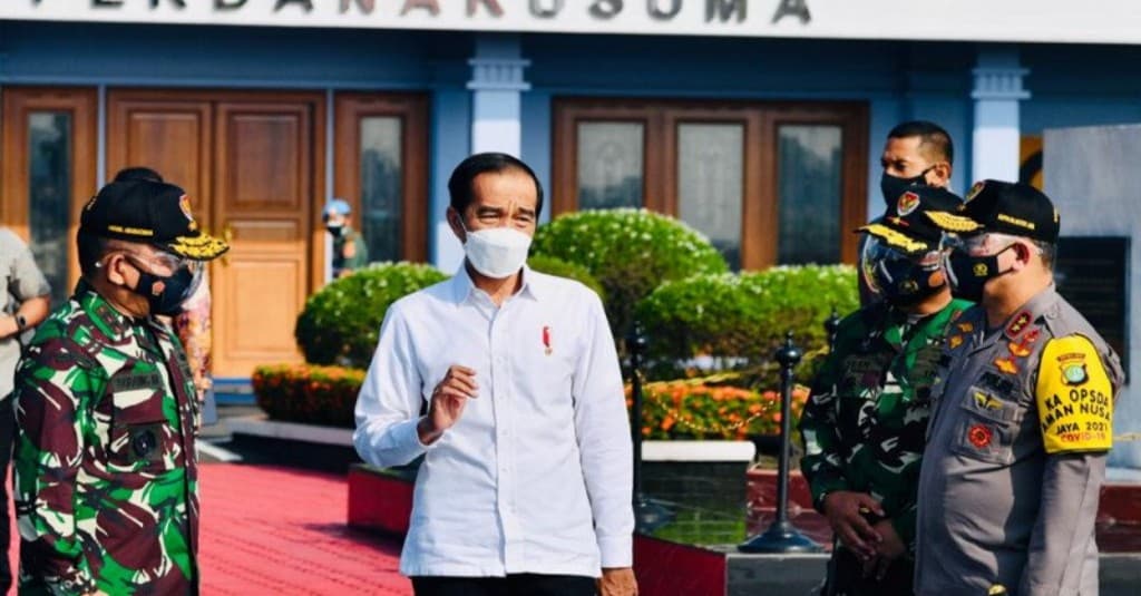 Presiden Jokowi Tinjau Pelaksanaan Vaksinasi Massal di Bogor