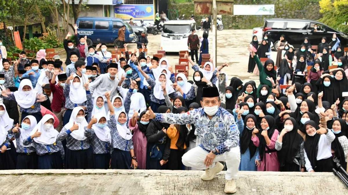 Sosialisasi Empat Pilar MPR, Syarief Hasan Gunakan Metode Interaktif dengan Siswa