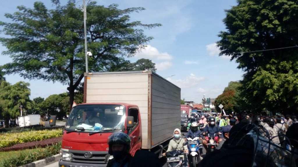 Sidang HRS Kembali Digelar, Begini Situasi di Depan Pengadilan Negeri Jaktim