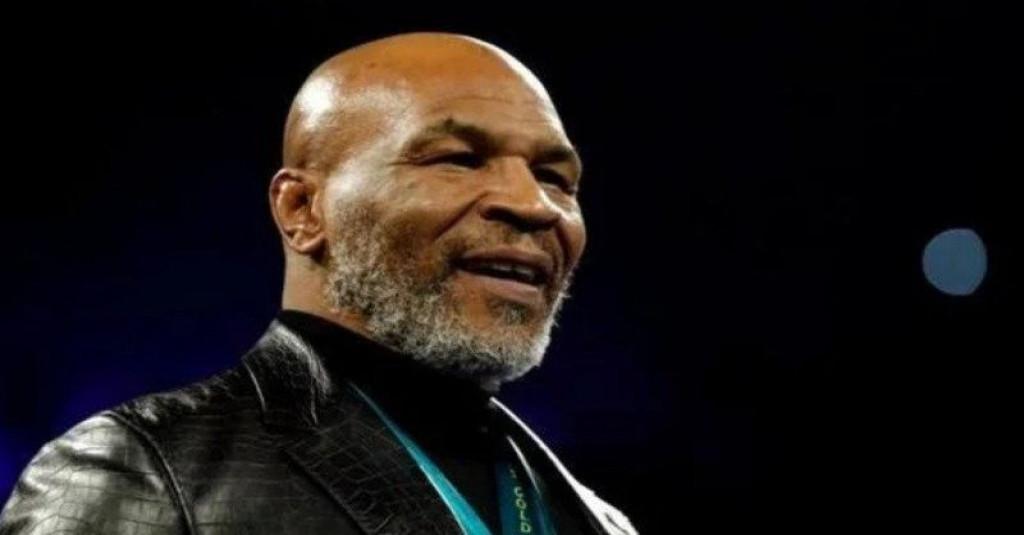 Mike Tyson Tolak Bayaran 25 Juta Dolar untuk Pertarungan Melawan Holyfield