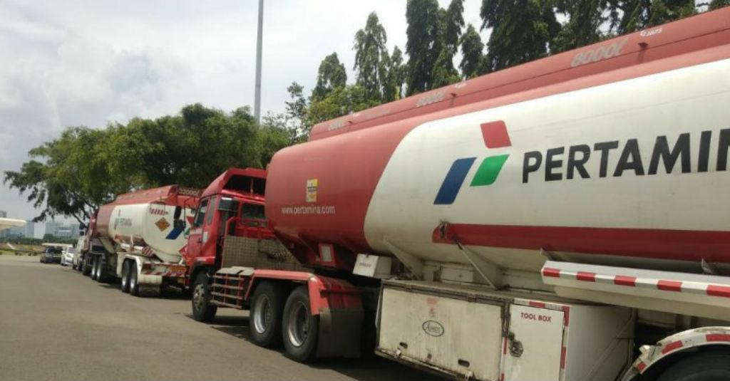 Kilang Minyak Terbakar, Pertamina Imbau Masyarakat Tak Perlu Panik, Stok BBM Aman!