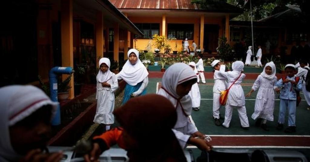 Nadiem: Sekolah Tatap Muka Hanya 2-3 Kali dalam Sepekan