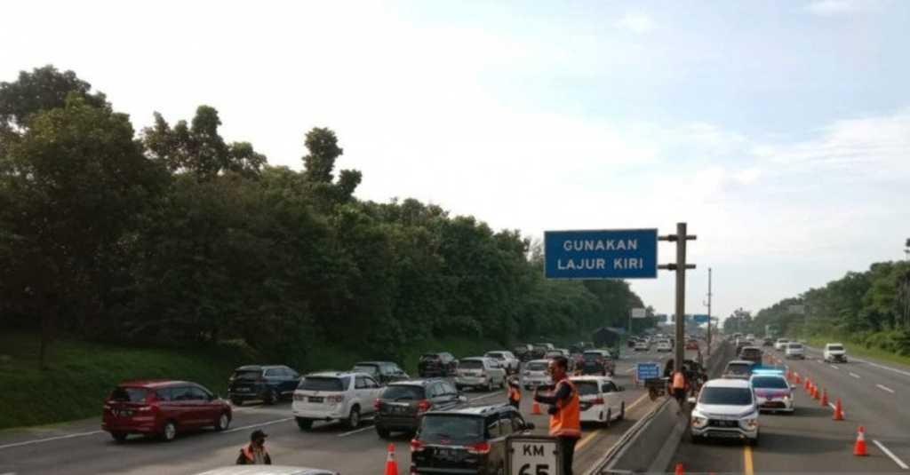 Arus Balik Perayaan Paskah Tol Jakarta-Cikampek Terapkan 'Contraflow'