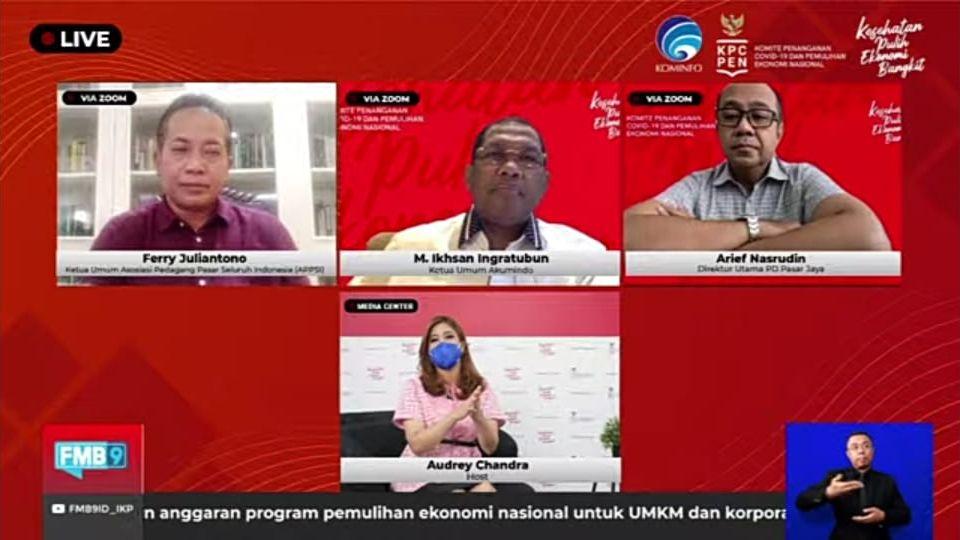 Vaksinasi Pedagang Pasar, Tumbuhkan Lagi Rasa Aman Belanja di Pasar