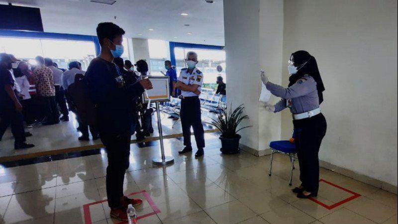 Penumpang Bus di Terminal Pulogebang Tak Terpengaruh Pengetatan Mudik