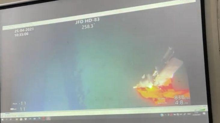 Foto Bagian KRI Nanggala-402 yang Ditemukan di Kedalaman 838 Meter