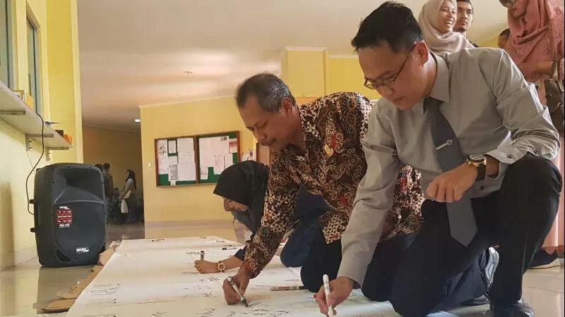 Guru Besar Undip: Demokrasi di Indonesia Mulai Alami Resesi