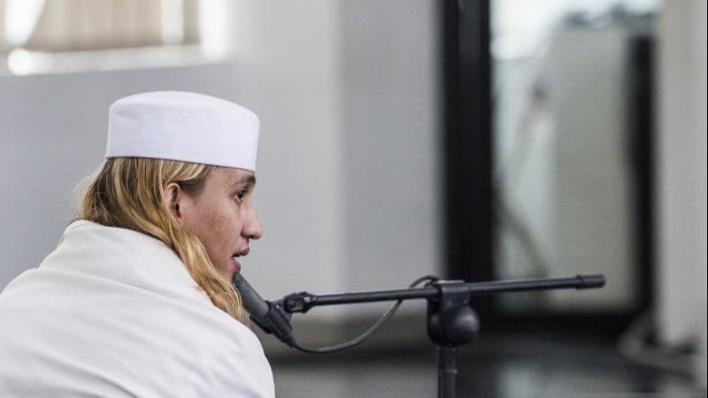 Bahar Bin Smith Minta Maaf kepada Sopir Taksi Online yang Dipukulinya