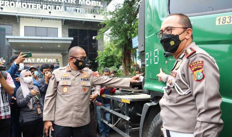 Kronologi Viralnya Bocah 12 Tahun Kendarai Truk Kontainer, Gantikan Sopir yang Mengantuk