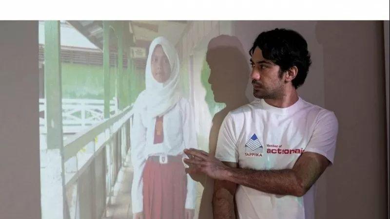 Rayakan Hardiknas, Reza Rahadian: Sebut Partisipasi Publik Berperan Majukan Pendidikan