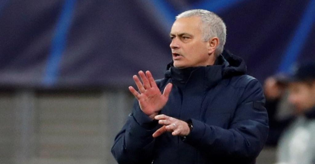 Roma Favorit Juara Liga Malam Jumat, Mourinho Cuek Bebek