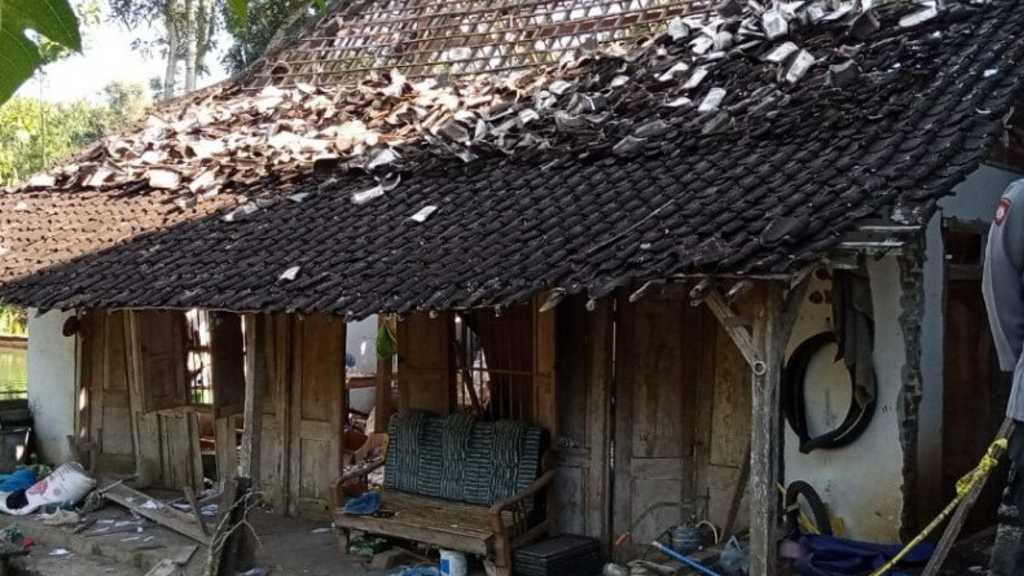 Ratusan Petasan Jumbo Meledak di Tulungagung, 2 Orang Meninggal Dunia