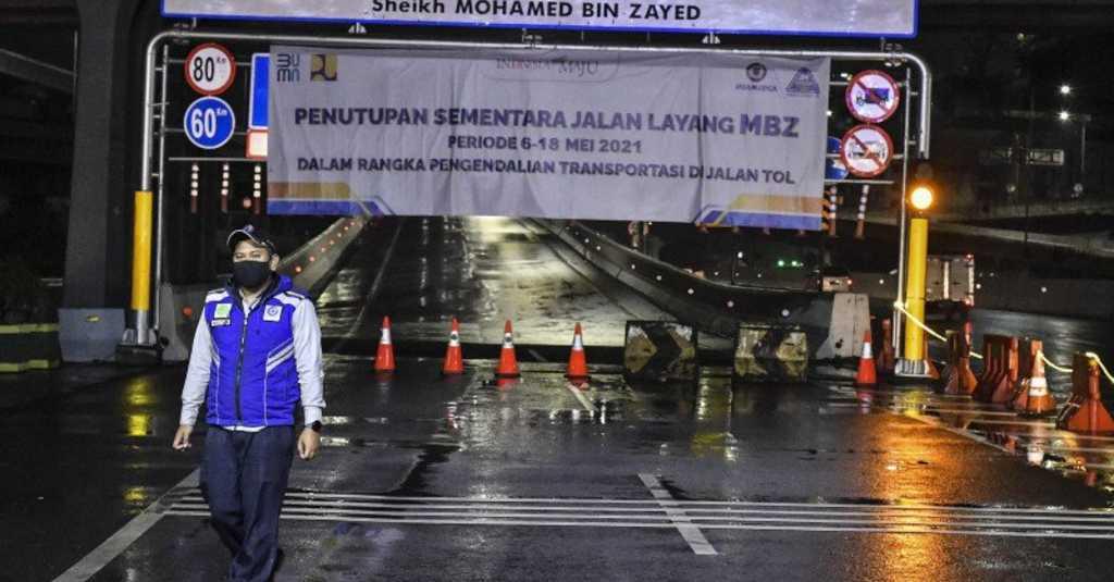 Tol Layang MBZ Arah Cikampek Ditutup Akibat Volume Kendaraan Meningkat
