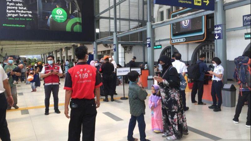 KAI Catat Hampir 6.000 Penumpang Tiba di Jakarta Usai Larangan Mudik