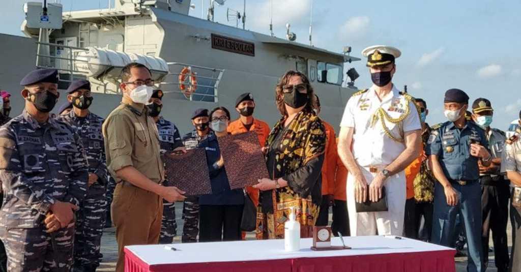 Diantar Kapal Perang Angkatan Laut Australia, 19 ABK Indonesia Pulang dengan Selamat