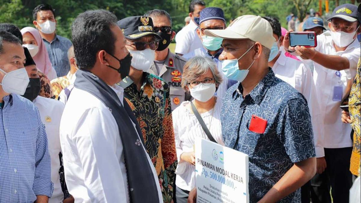 Menteri Kelautan dan Perikanan Sakti Wahyu Trenggono Pastikan Dana Bergulir LPMUKP Tepat Sasaran