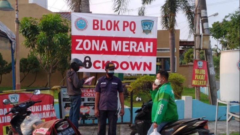 Belasan Warga Positif COVID-19, Satu Perumahan di Bekasi Di-Lockdown