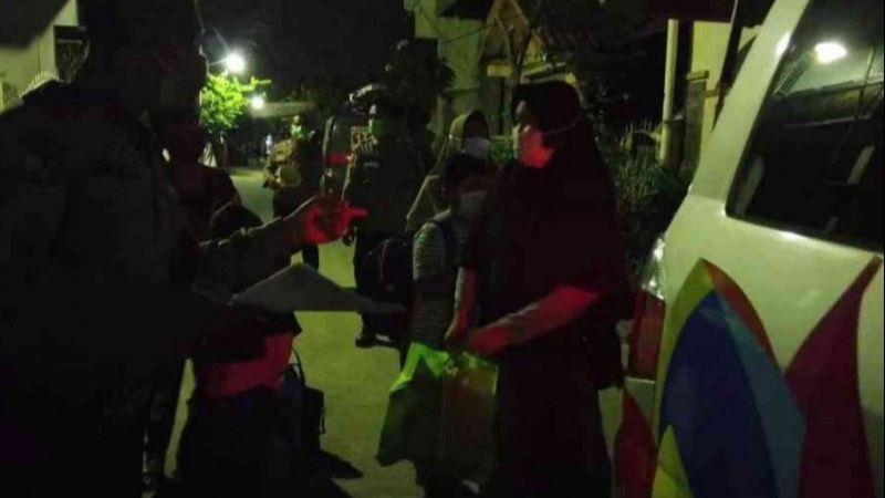 Bermula dari Resepsi Pernikahan, Satu Perumahan di Bekasi Di-Lockdown Usai 24 Warga Positif