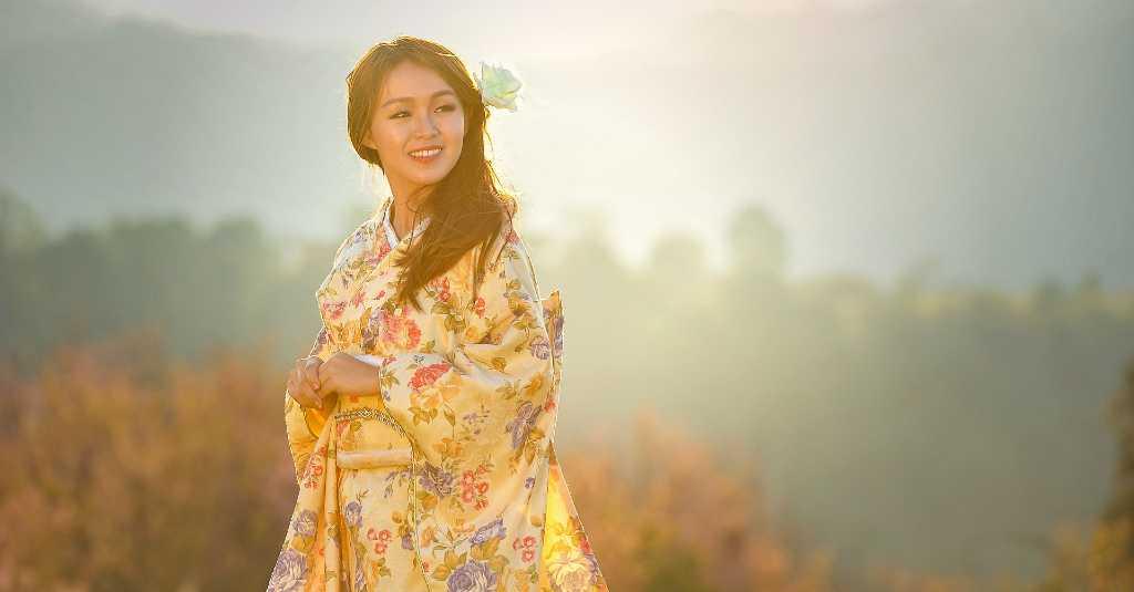 Sedang Tren di Korea, Apa Itu Perawatan Kecantikan Kulit Cermin