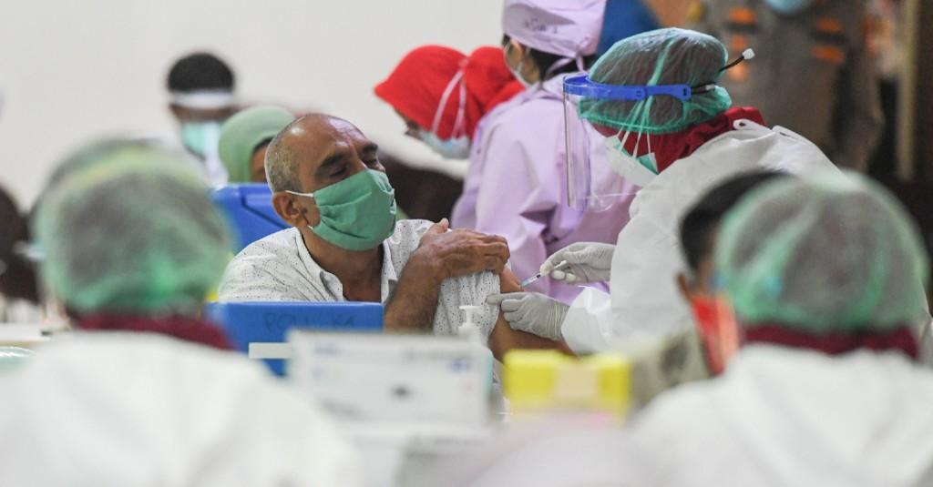Warga Indonesia yang Sudah Menerima Vaksin Lengkap Capai 11,615 Juta