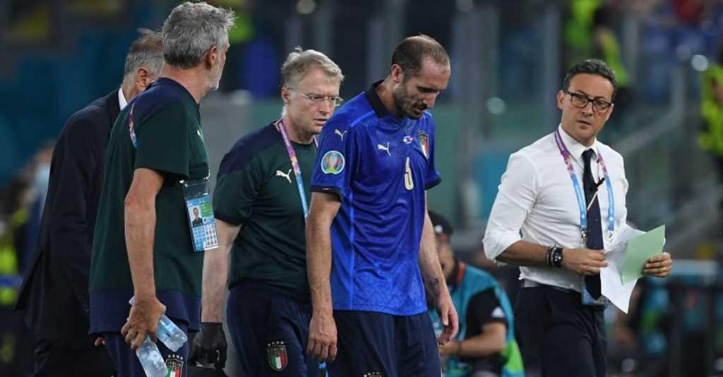 Italia Kemungkinan Kehilangan Giorgio Chiellini Akibat Cedera Otot Kaki