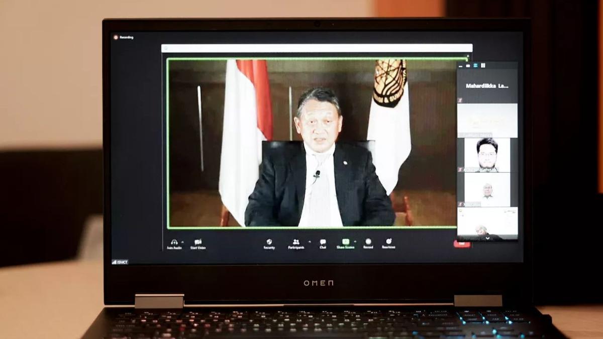 Buka Seminar Internasional Teknologi Minerba, Menteri ESDM Pastikan Hilirisasi Berjalan