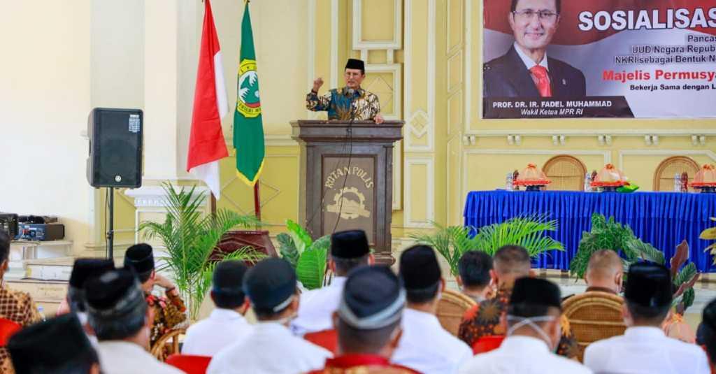 Sosialisasi Empat Pilar di Tanah Mandar, Fadel Muhammad Paparkan Tantangan yang Dihadapi Bangsa Indonesia