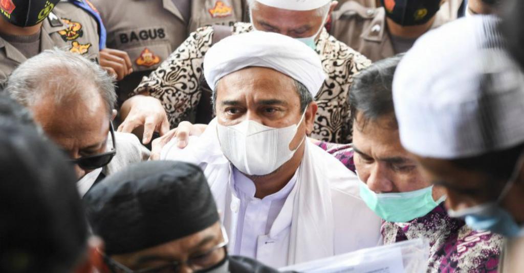 Genderang Rebana Sambut Kepulangan Habib Rizieq Shihab