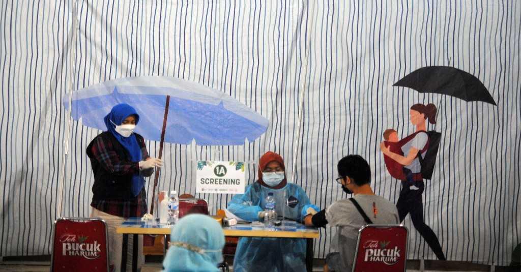 Alhamdulillah, Kabar Baik! Menkes Klaim Target 1,3 Juta Vaksinasi per Hari Sudah Tercapai