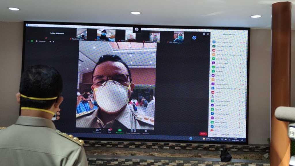 Anies Beri Dukungan Nakes di RS Koja: Insya Allah Dibalas Semua Catatan Amal Soleh