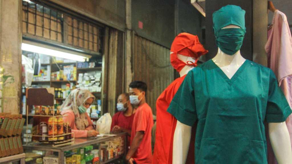 Arahan Jokowi Negara sebagai 'Orang Tua Masyarakat', Publik Jangan Ragu Laporkan Tingginya Harga Obat!