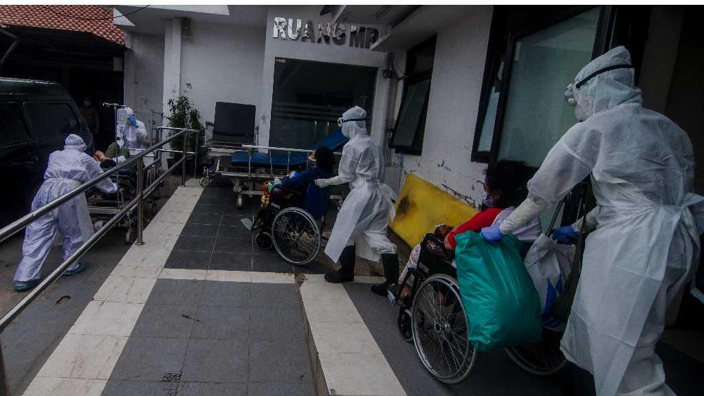 Faskes Kolaps, Ratusan Pasien Isolasi Mandiri COVID-19 Meninggal Dunia
