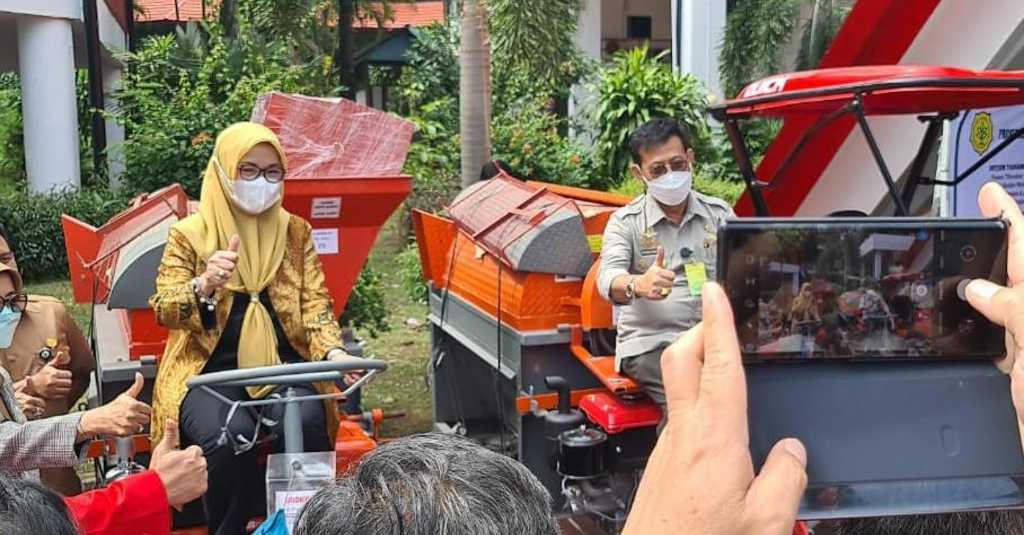 Dukung Regenerasi Petani, Mentan SYL Bantu Alsin dan Program Pertanian di Unhas