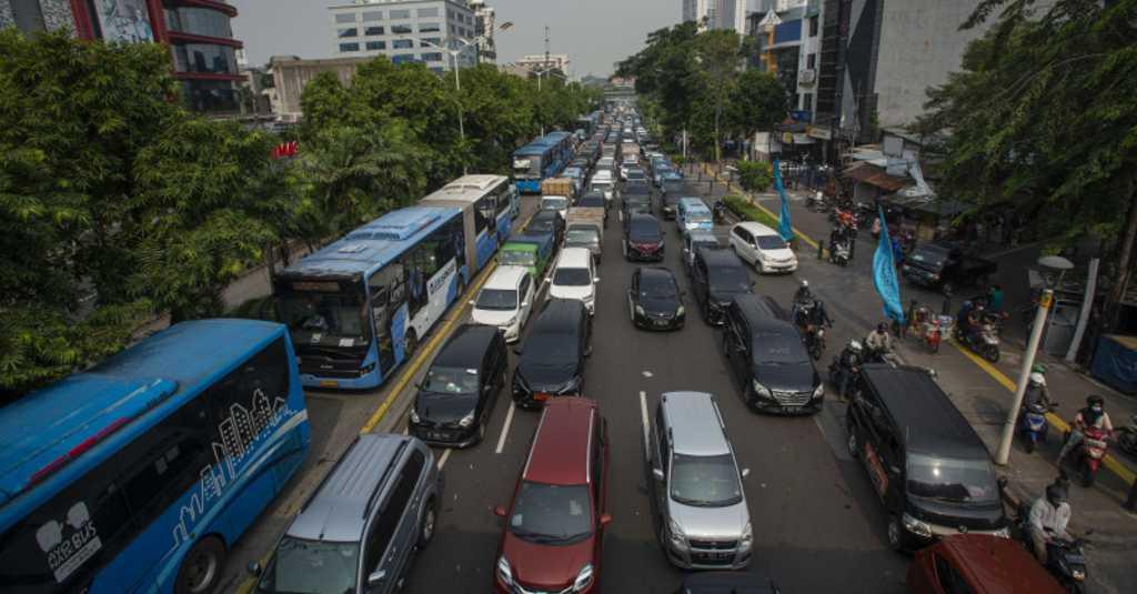 Catat Nih! Pembatasan dan Jam Operasional Transportasi di DKI Jakarta