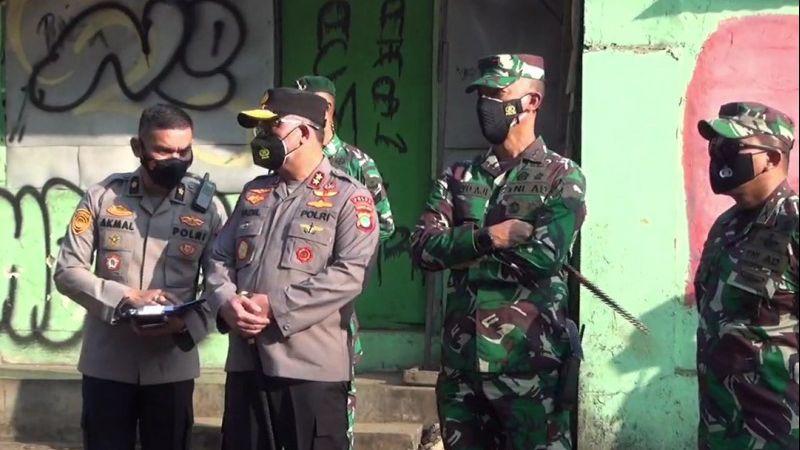 Ada Oknum RT/RW Loloskan Warga Lewat Jalur Tikus Saat PPKM Darurat, Pangdam Jaya: Seharusnya Bantu Kami