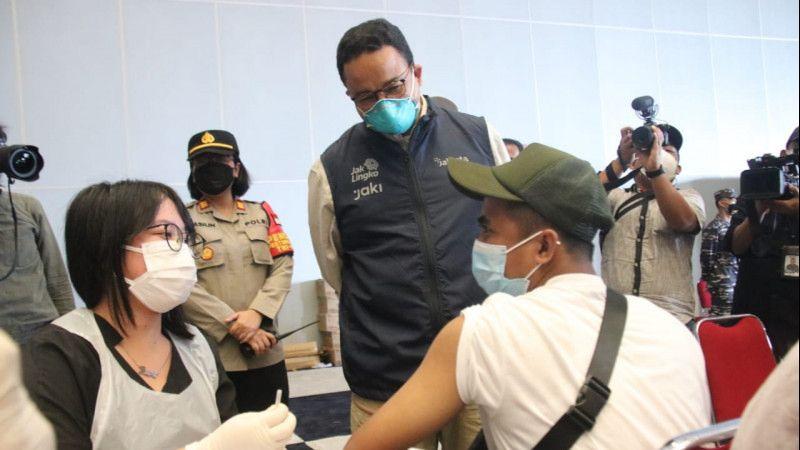 Bikin Terkejut, Anies Ungkapkan Faktor Utama Warga DKI Berbondong-bondong Ingin Divaksin