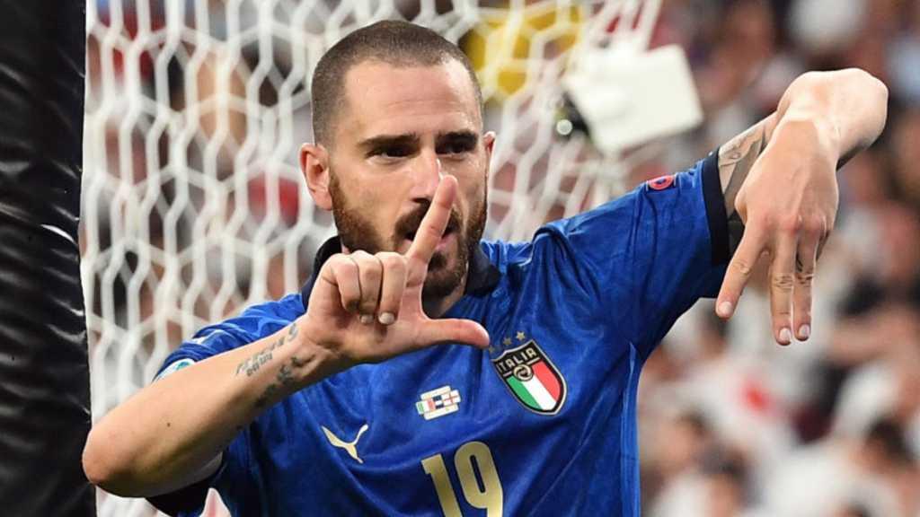 Gaya Bonucci Ejek Suporter Inggris Usai Italia Juarai Euro 2020: It's Coming to Rome