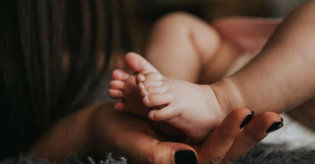 Mengharukan, Bayi 10 Hari Positif Covid dan Sempat Sesak Napas, Ternyata Penyebabnya dari Sini!