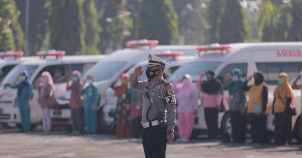 Polda Riau Siapkan 220 Anggota Polisi Siap Kawal 60 Unit Ambulan untuk Jemput Pasien COVID-19 yang Isoman