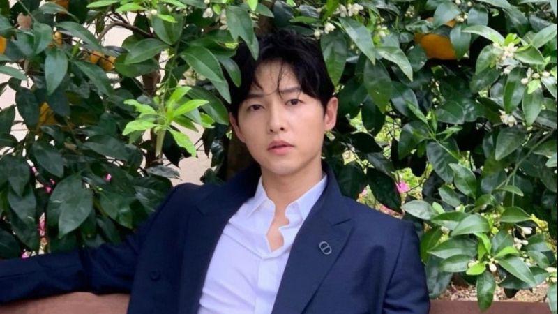 Viral! Song Joong Ki Umumkan Dirinya Sudah Menikah dengan Katy Louise Saunders