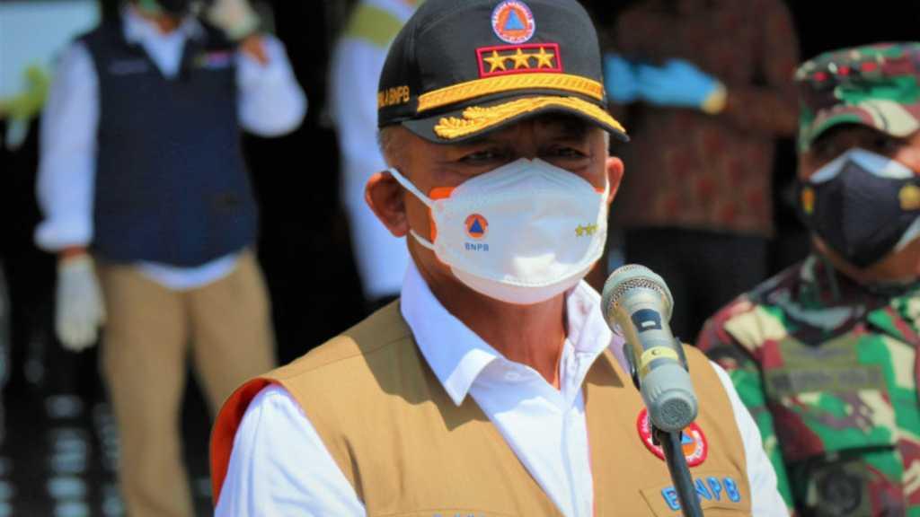 Kepala BNPB Sebut Laju Penularan COVID-19 Terjadi di Tingkat Keluarga