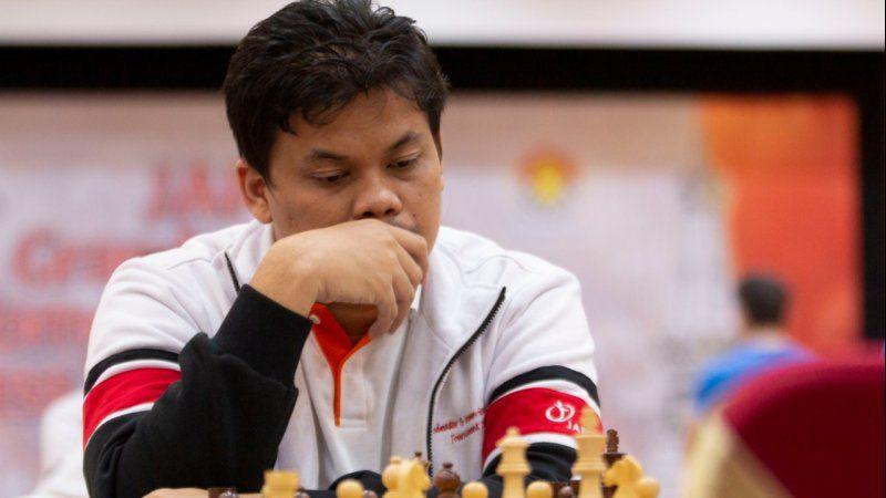 GM Susanto Megaranto Harus Hentikan Pertandingan karena Positif Covid-19