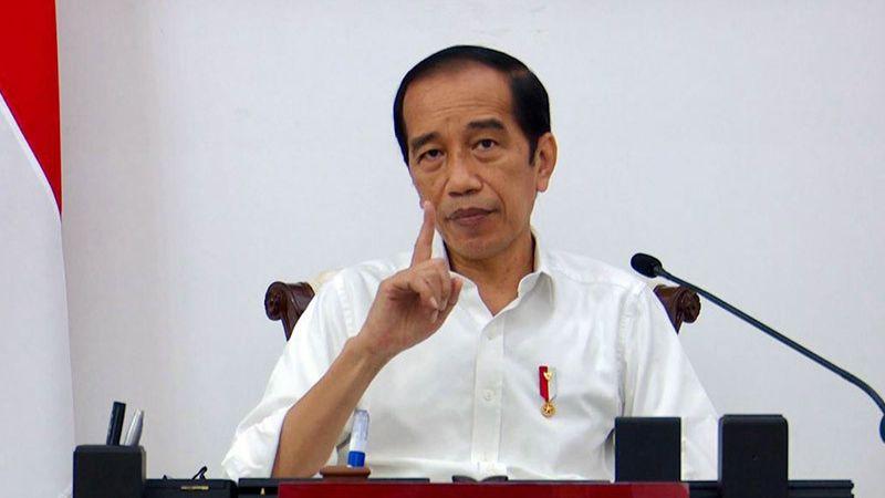 Jokowi Minta Para Menteri Gesit, Bagikan Obat dan Vitamin untuk Masyarakat di Masa Pandemi