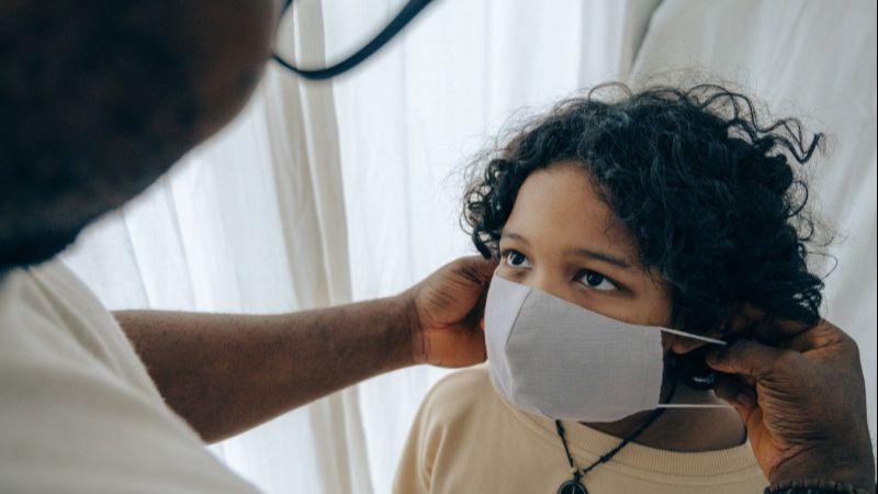 Fakta Baru Terungkap, Dokter Sebut Anak Gejala Ringan Covid-19 Tak Perlu Antivirus, Begini Penjelasannya